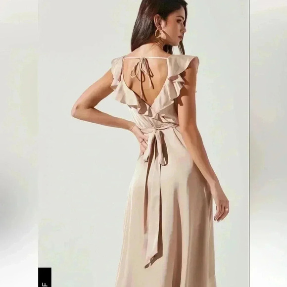 ASTR the Label Wilshire Ruffle Open Back Midi Dress Sz XL - Picture 3 of 8